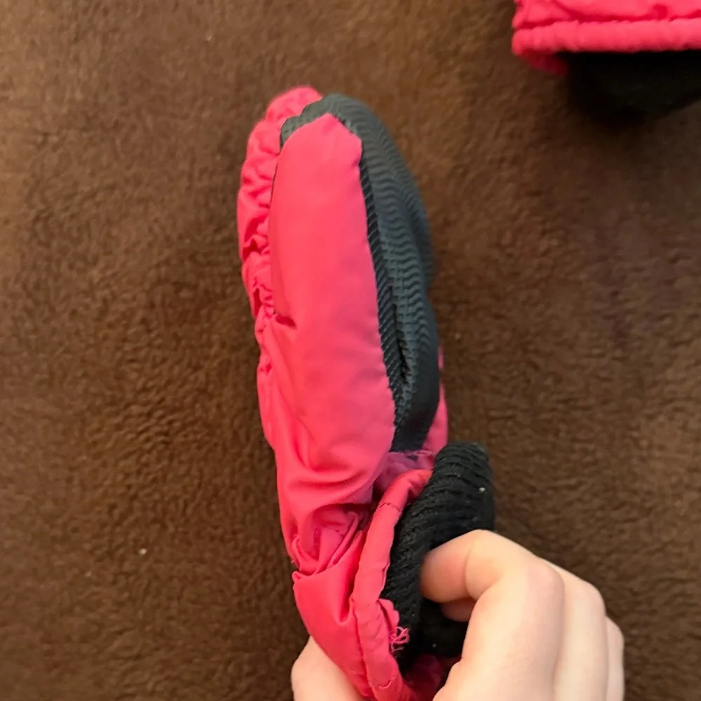 Kids Pink Mittens perfect for ice skating or snow play